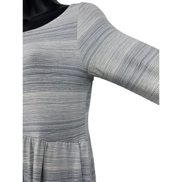 Fighting Eel Dress Size Medium M Women Gray Stripe 3/4 Sleeve A-Line Rayon VGUC - Picture 6 of 10